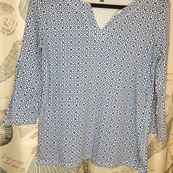 5 for $50!!! Jones New York long-sleeved shirt, size Medium. - Picture 2 of 3